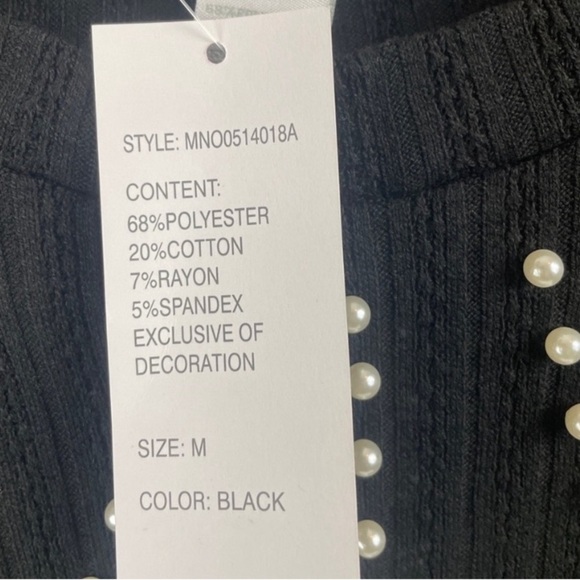 Design History Black Top with Pearl Embellishments- SZ MED NWOT - Picture 3 of 6